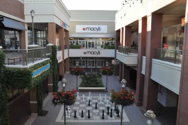 Short Pump Retailers